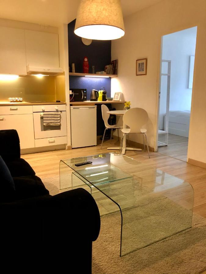 Cool & Central 2 Bedroom In Heart Of Eaux-Vives Genebra Exterior foto