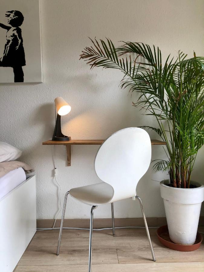 Cool & Central 2 Bedroom In Heart Of Eaux-Vives Genebra Exterior foto